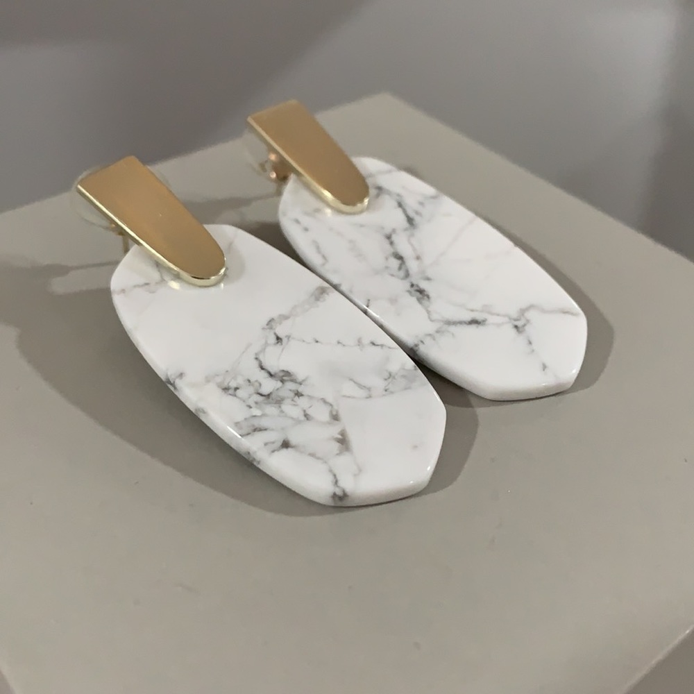 Kendra Scott Earrings In White Howlite (Read Description)